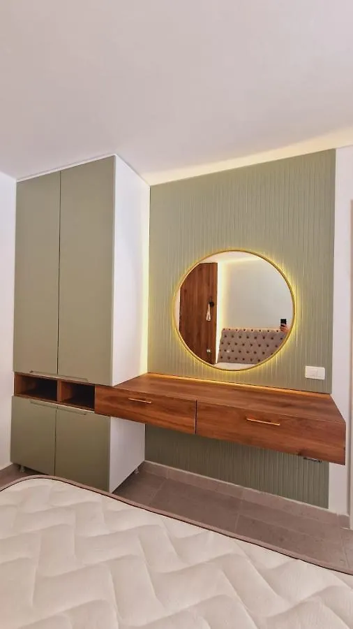 Apartment Villa For 6 Person 골렘